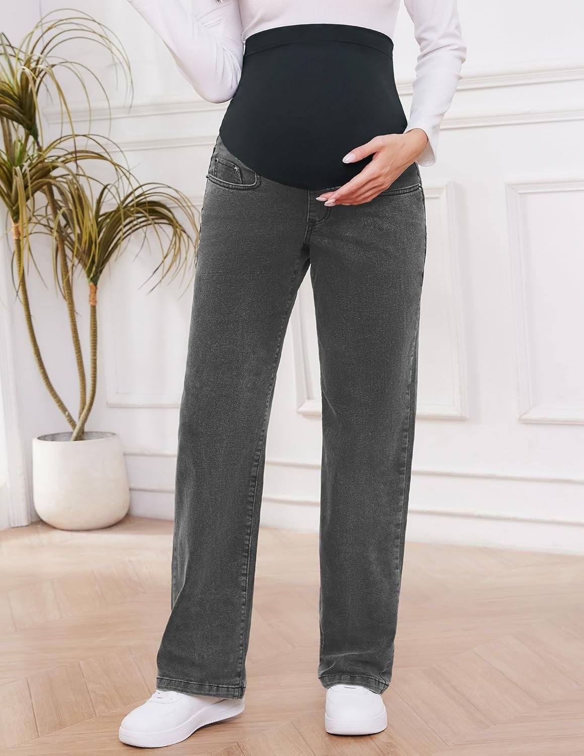 Women's Maternity Jeans Straight Leg Relaxed Fit Over Belly Pregnancy Denim Work Pants Maternity Clothes with Pockets
