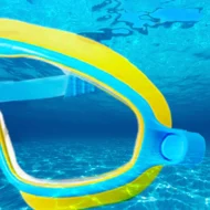 Anti-Fog Swimming Goggles for Kids with Nose Clip & Ear Plugs - Image 4
