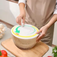 9-in-1 Multifunctional Large Capacity Salad Spinner & Slicer - Image 7
