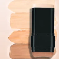 ✨ FLASH SALE: 50% OFF! 🎨 2-in-1 Foundation Stick with Built-in Brush – Airbrush Finish, Creamy & Long-Lasting 💄