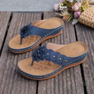 Women's Floral Thong Sandals with Arch Support - Image 13