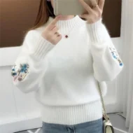Cashmere Knitted Floral Embroidery Thick Sweater - Image 2