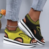 Women's Casual Peep-Toe Platform Beach Sandals - Image 12