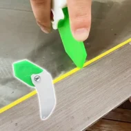 Multipurpose 9-in-1 Spatula Caulking Tool - Image 2