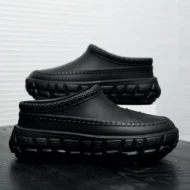 Stylish Non Slip Closed Toe Clogs - Image 4
