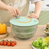 9-in-1 Multifunctional Large Capacity Salad Spinner & Slicer - Image 4